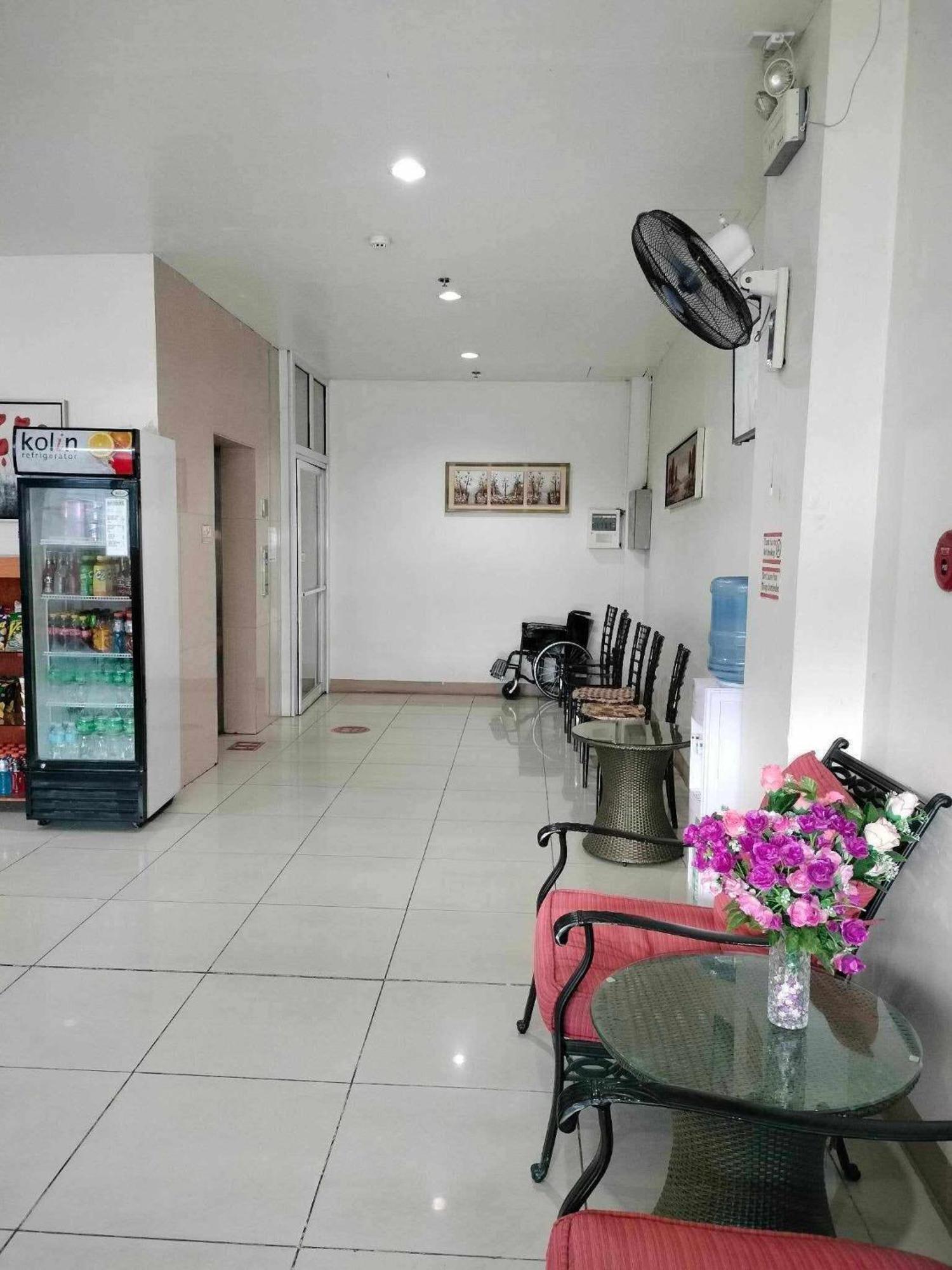 Meaco Royal Hotel - Batangas City Buitenkant foto